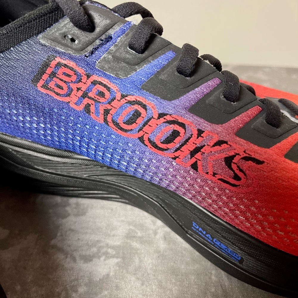Brand New Brooks Men's Athletic Shoes Size 11.5 - Picture 9 of 15